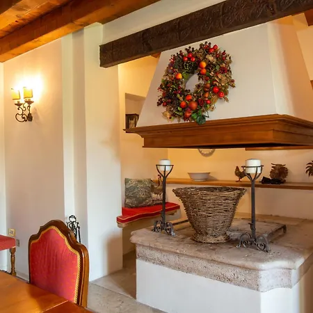 Tenuta Castagnera Villa Tarzo