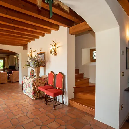 Villa Tenuta Castagnera *