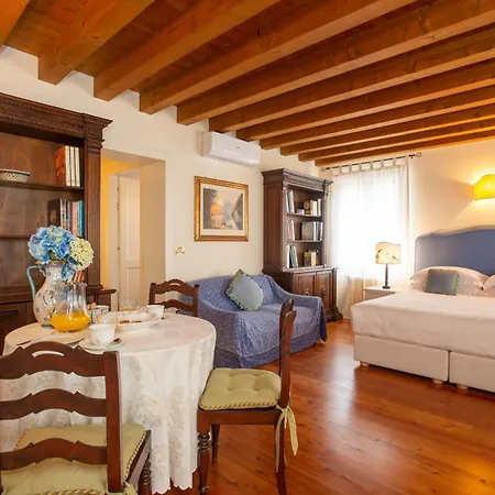 Tenuta Castagnera Villa