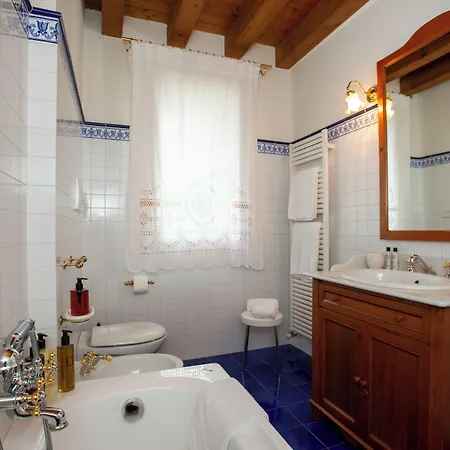 Villa Tenuta Castagnera