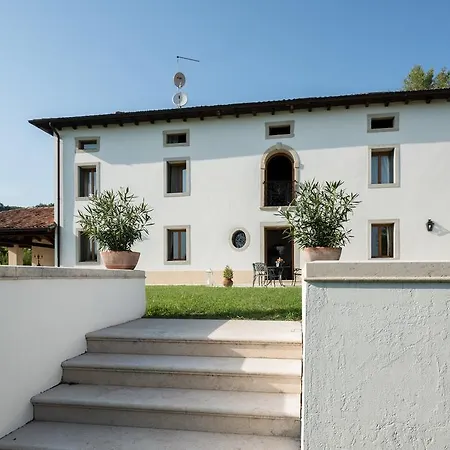 Tenuta Castagnera Willa