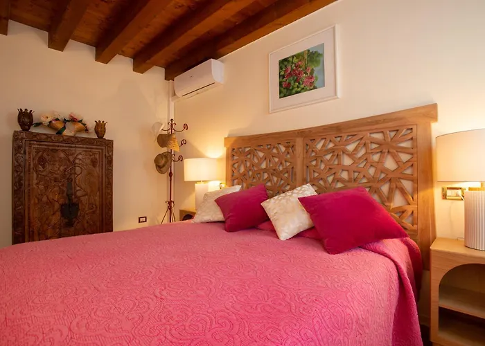 Villa Tenuta Castagnera *
