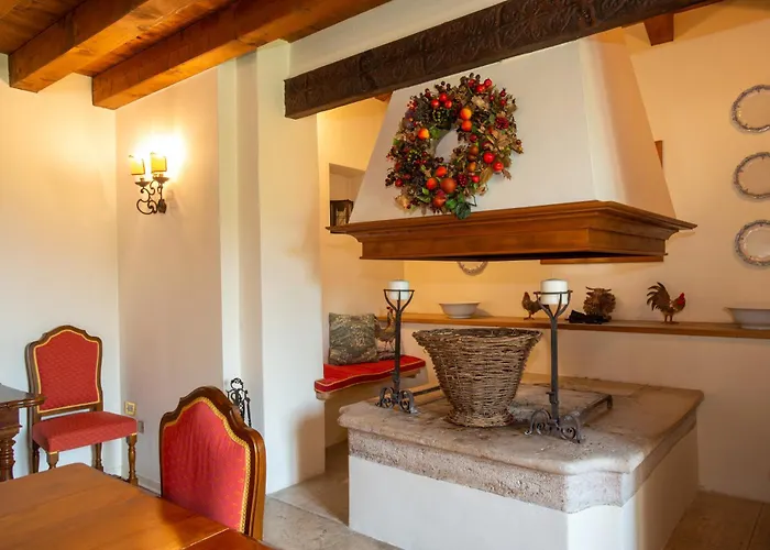 Tenuta Castagnera Villa Tarzo