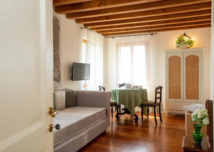 Tenuta Castagnera Villa Tarzo